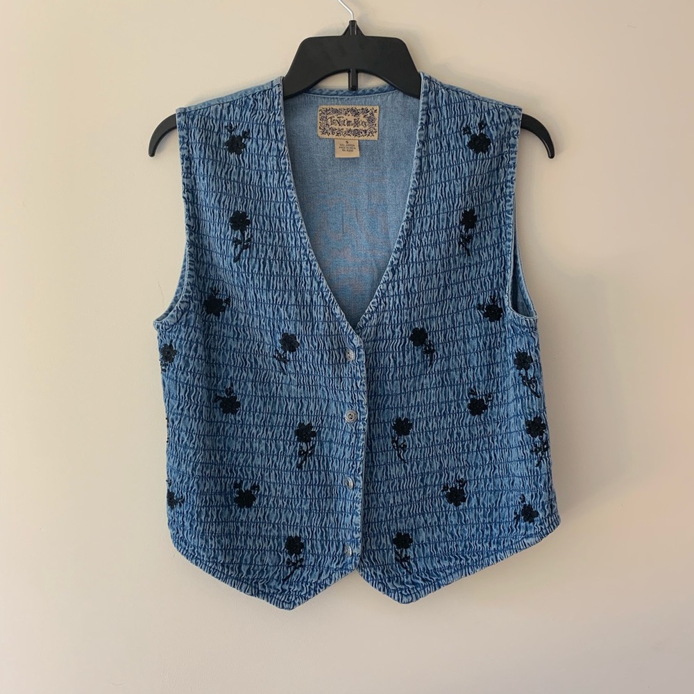 Tantrum blues vintage jean vest women’s size small